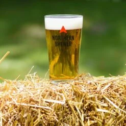 Haystack Saison Extract Recipe Kit -Northern Brewer Shop 1240 NB Haystack Saison hay 1