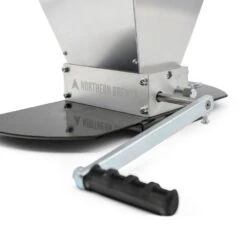 Hullwrecker® 2-roller Grain Mill & Base -Northern Brewer Shop 42338 hullwrecker 2 roller grain mill base detail 1